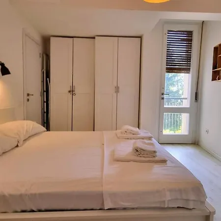 Sea Breeze - Barcola Apartment *