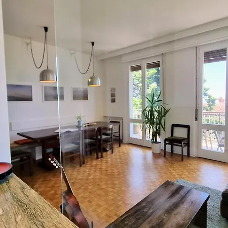 Sea Breeze - Barcola Apartment *